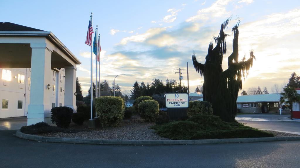 Peppermill Empress Inn Centralia Exteriör bild