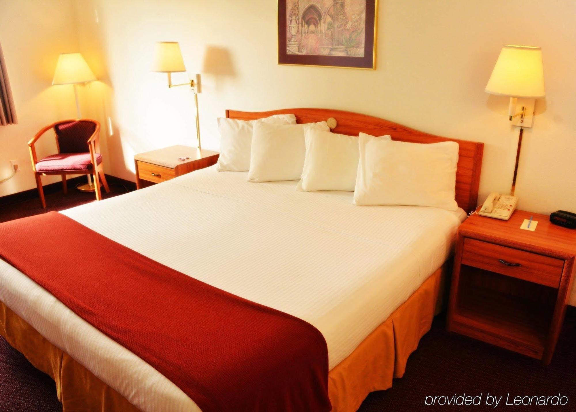 Peppermill Empress Inn Centralia Exteriör bild